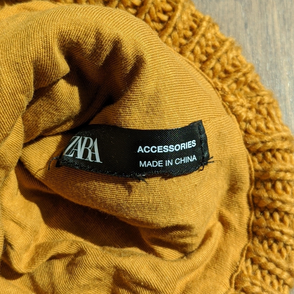 Hat - Picture 2 of 3